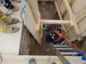 23319039_1445815085531096_7089253653204763195_n